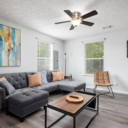2 Bedroom Ft Moore Retreat Columbus Buitenkant foto